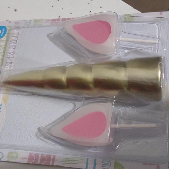 Unicorn 3PC Candles - Picture 5 of 5